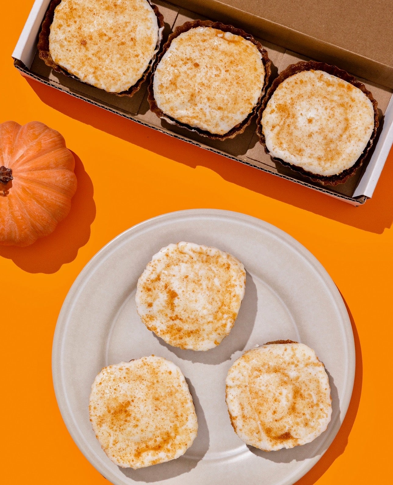 The Classics - Pumpkin Roll Blondie Cups